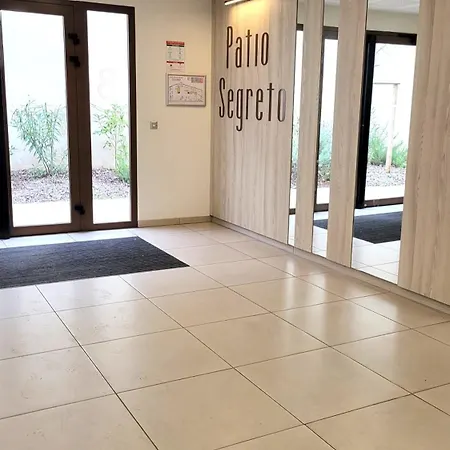 Apartment Confortable Avec Terrasse Et Parking Sete